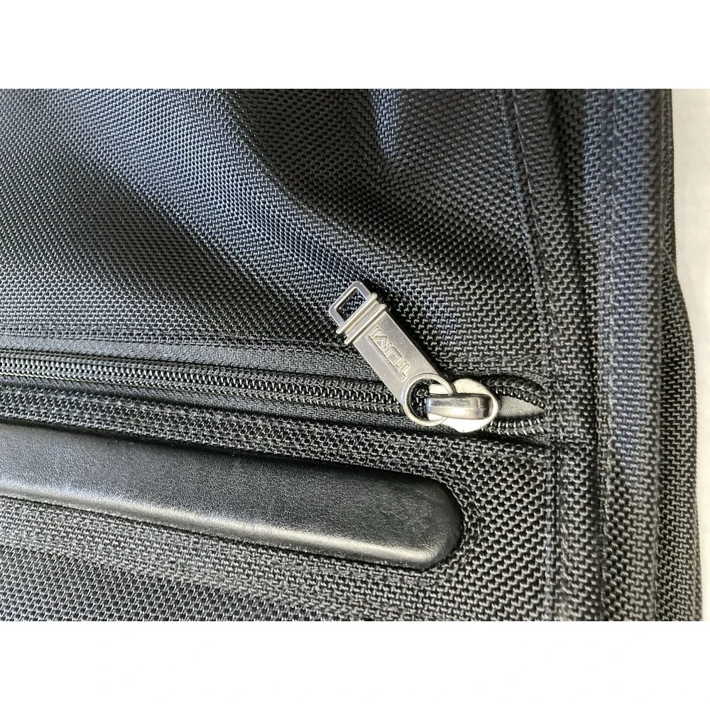 Tumi Ballistic‎ Nylon Black Garment Bag Luggage Travel Suitcase 22134D4
